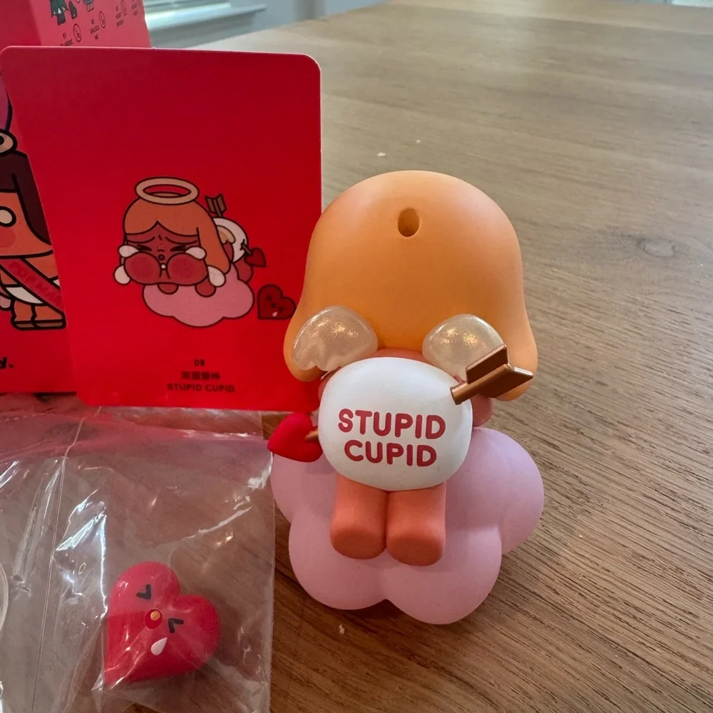 Pop Mart CryBaby - Crying For Love - Stupid Cupid - Picture 2 of 3
